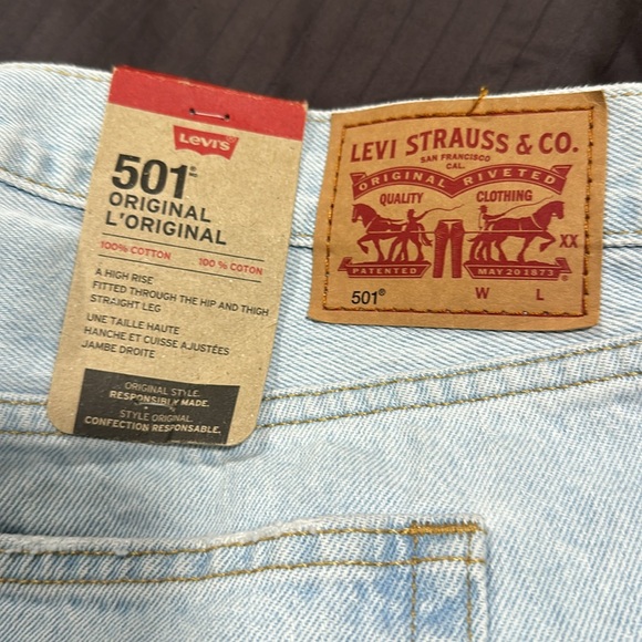 Levi’s Jeans - Picture 7 of 7